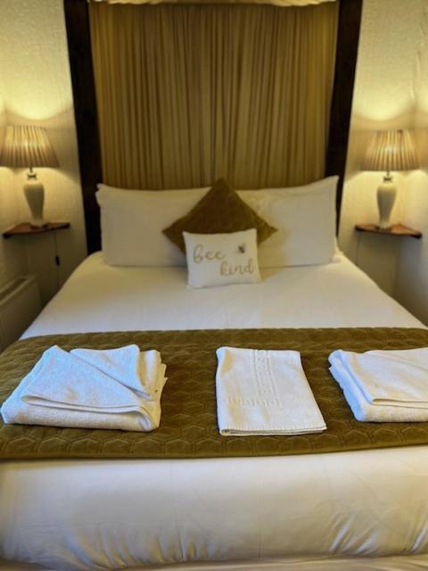 ברידג'נורת' Parlors Hall Hotel מראה חיצוני תמונה